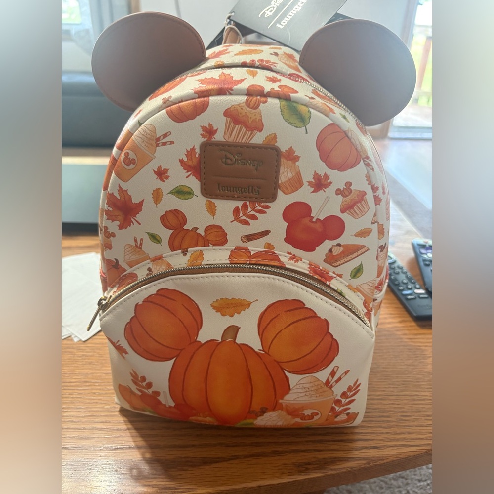 Loungefly Disney Mickey Mouse Pumpkin Fall Treats Scented Mini Backpack New